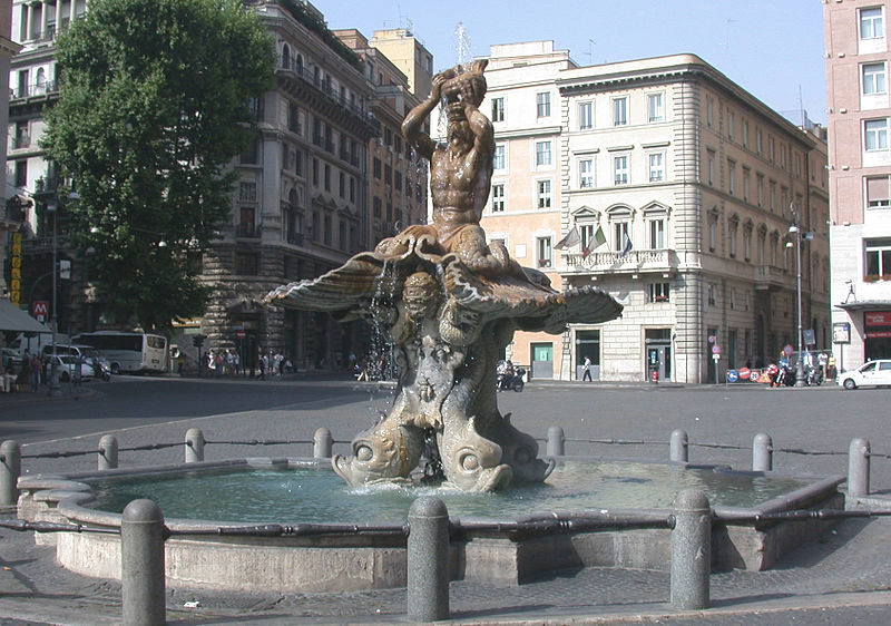 Fontana del Tritone